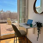 Exclusive Top Floor - Love Suite