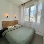 Exclusive Top Floor - Love Suite
